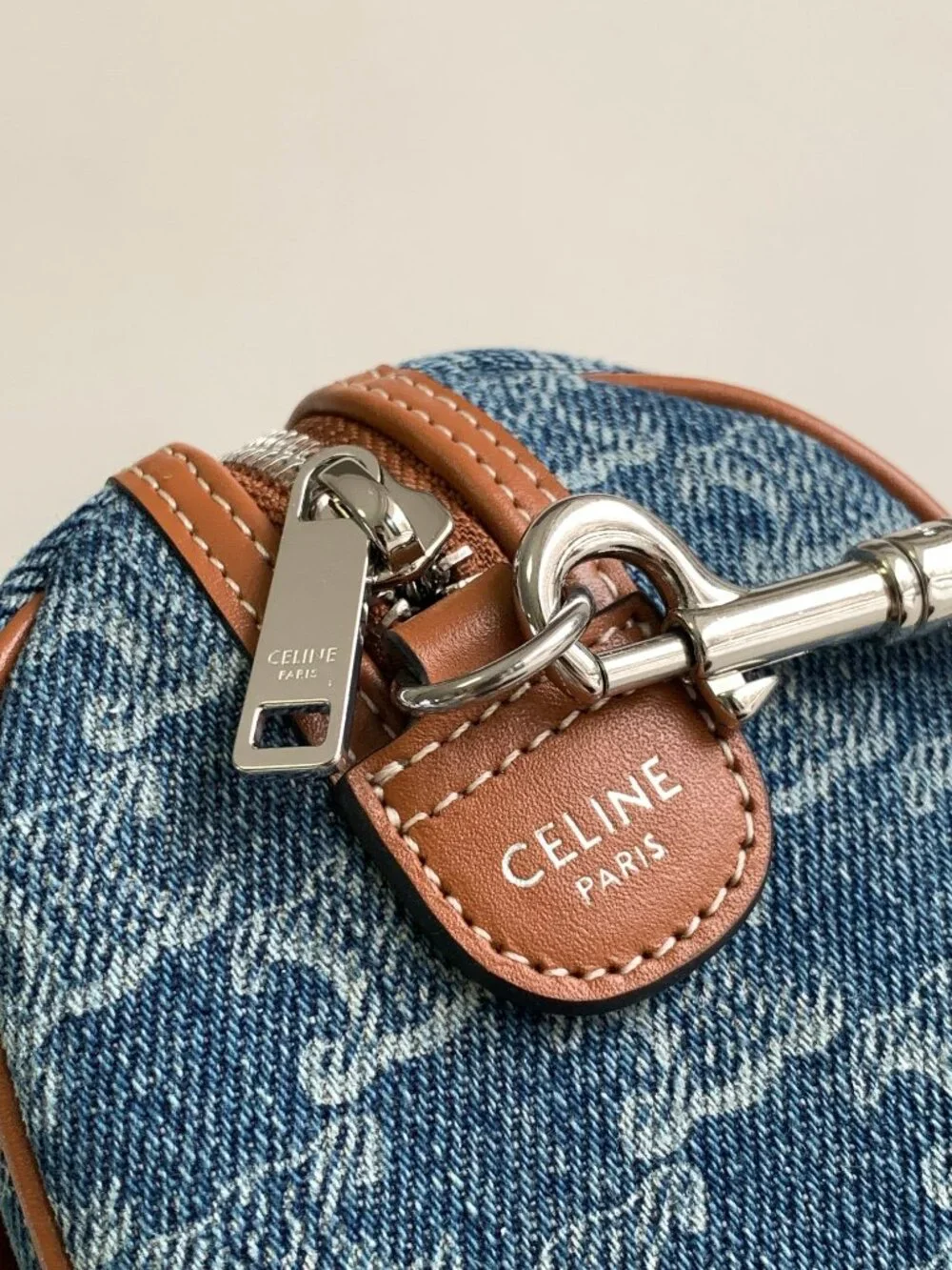 CELINE Cuir Triomphe Small Boston Bag